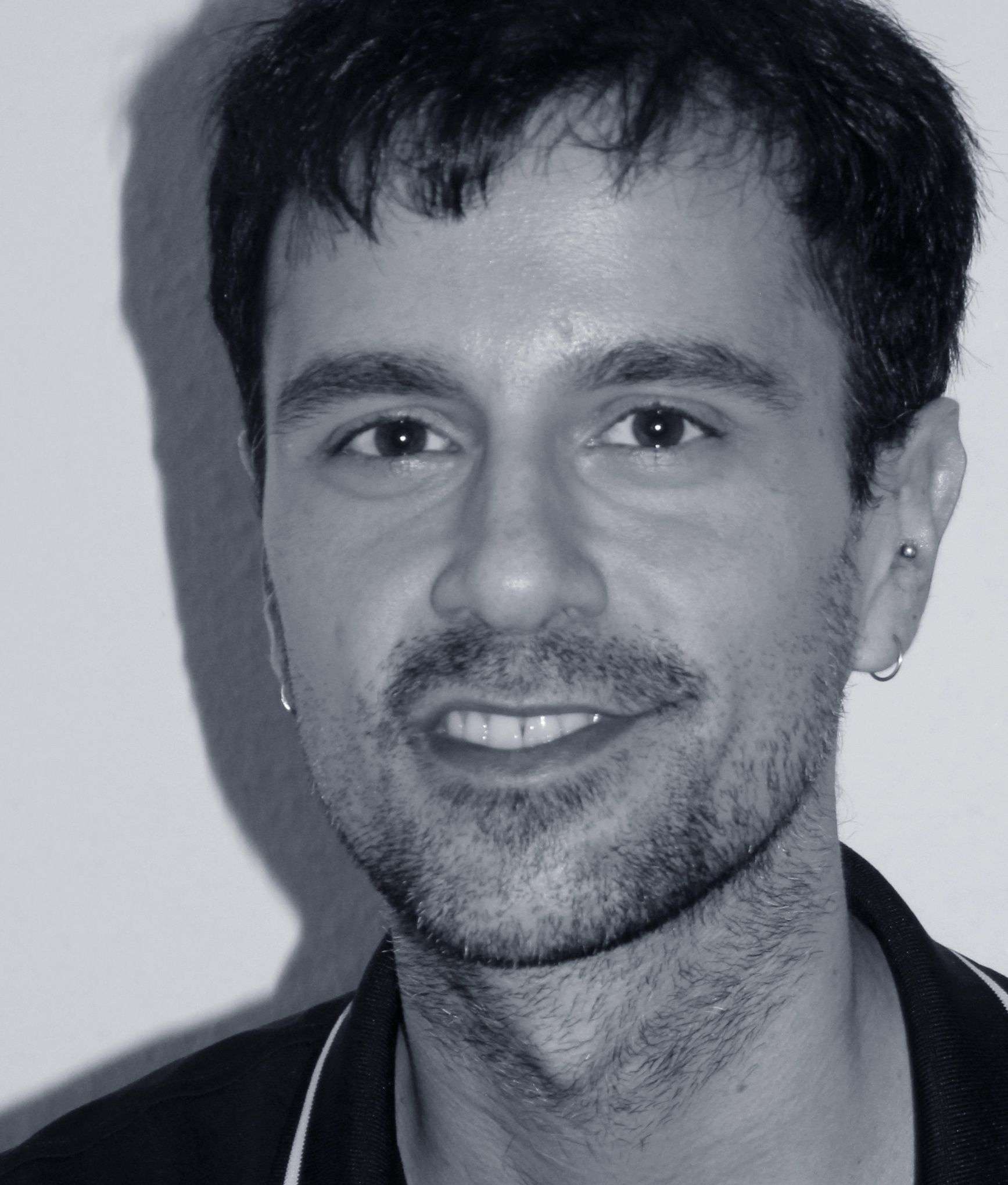 Dozent Juli&aacute;n&nbsp; Farias